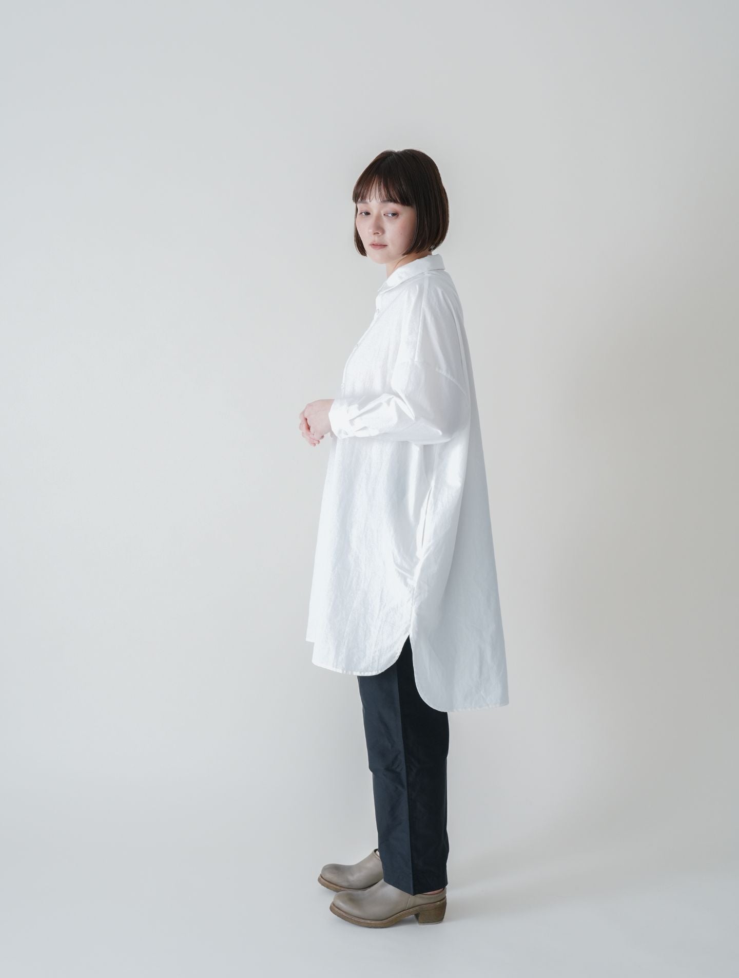 オンニ │ 綿ボイルパラシュートクロス ロングシャツ