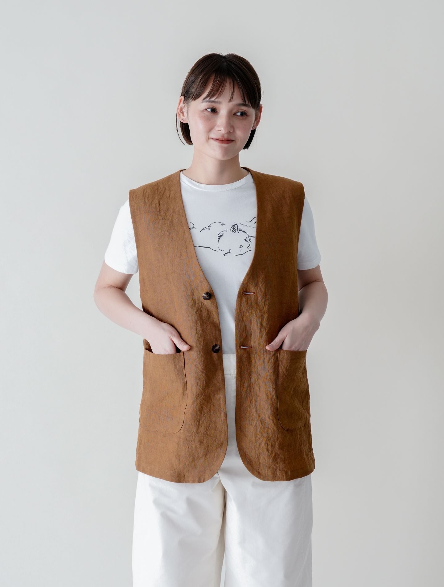 cheer札幌　hibi リネンベスト　暮らしの日常着 ヒューシック VT │ 天日干しリネン ベスト – nuhji