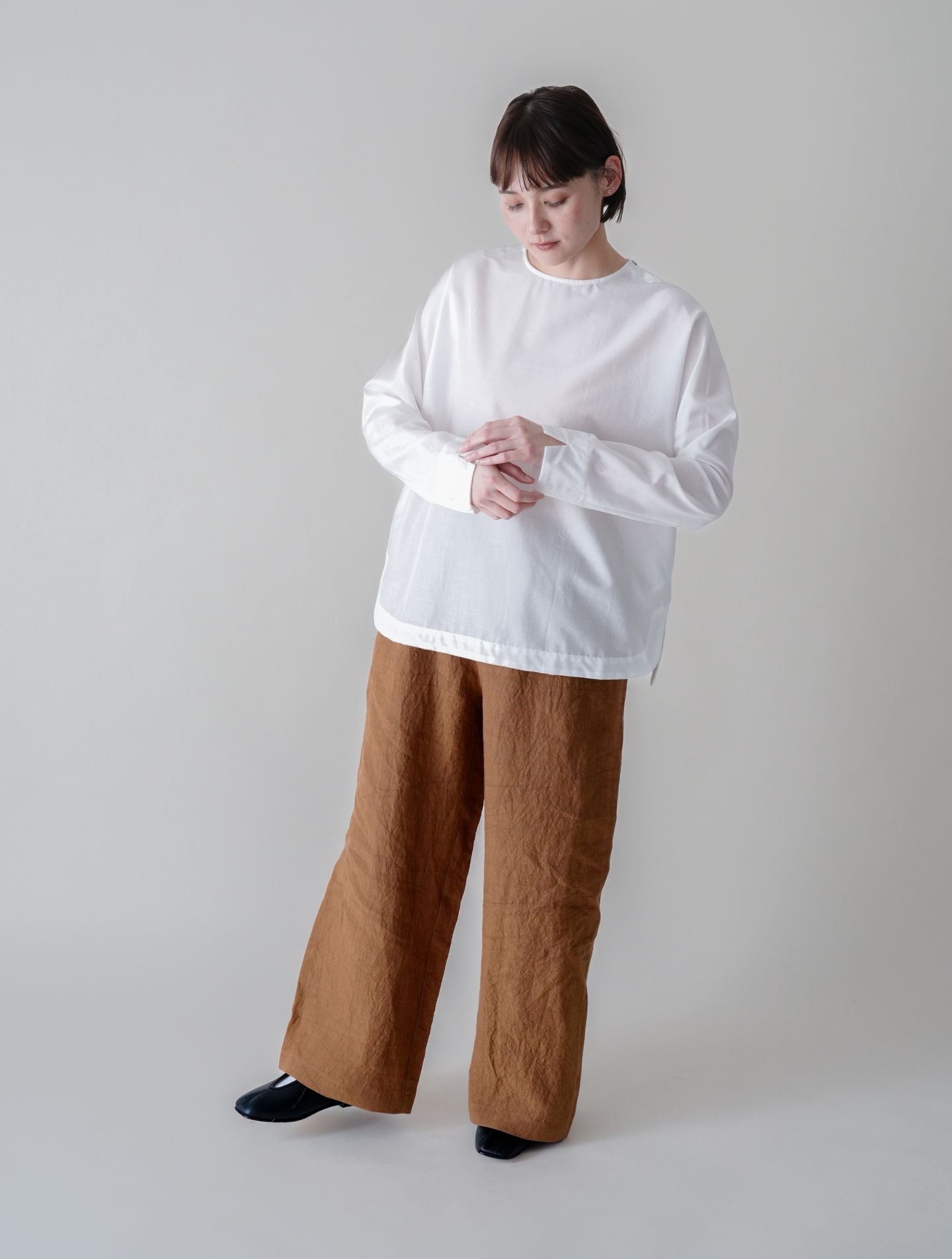 ヒューシック PT │ 天日干しリネン ワイドストレートパンツ – nuhji